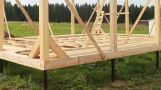 Сарай на винтовых сваях или хозблок на сваях Североморск цена от 2551 руб. / шт.